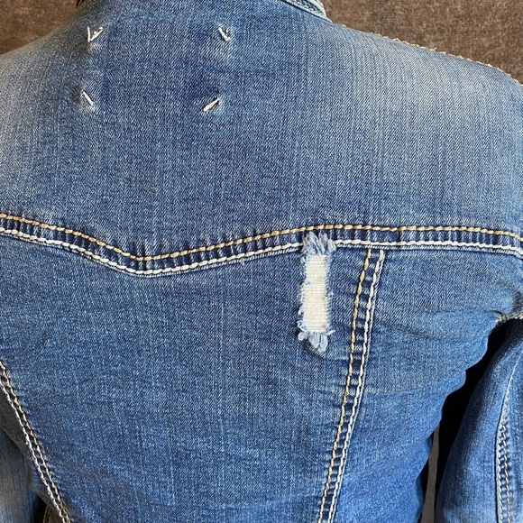 Amethyst Jeans Blue Denim Jacket Classic Button Front Jean Jacket - Picture 5 of 9